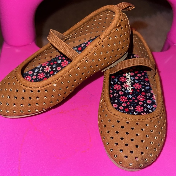 Carters toddler shoes brown - Picture 2 of 3